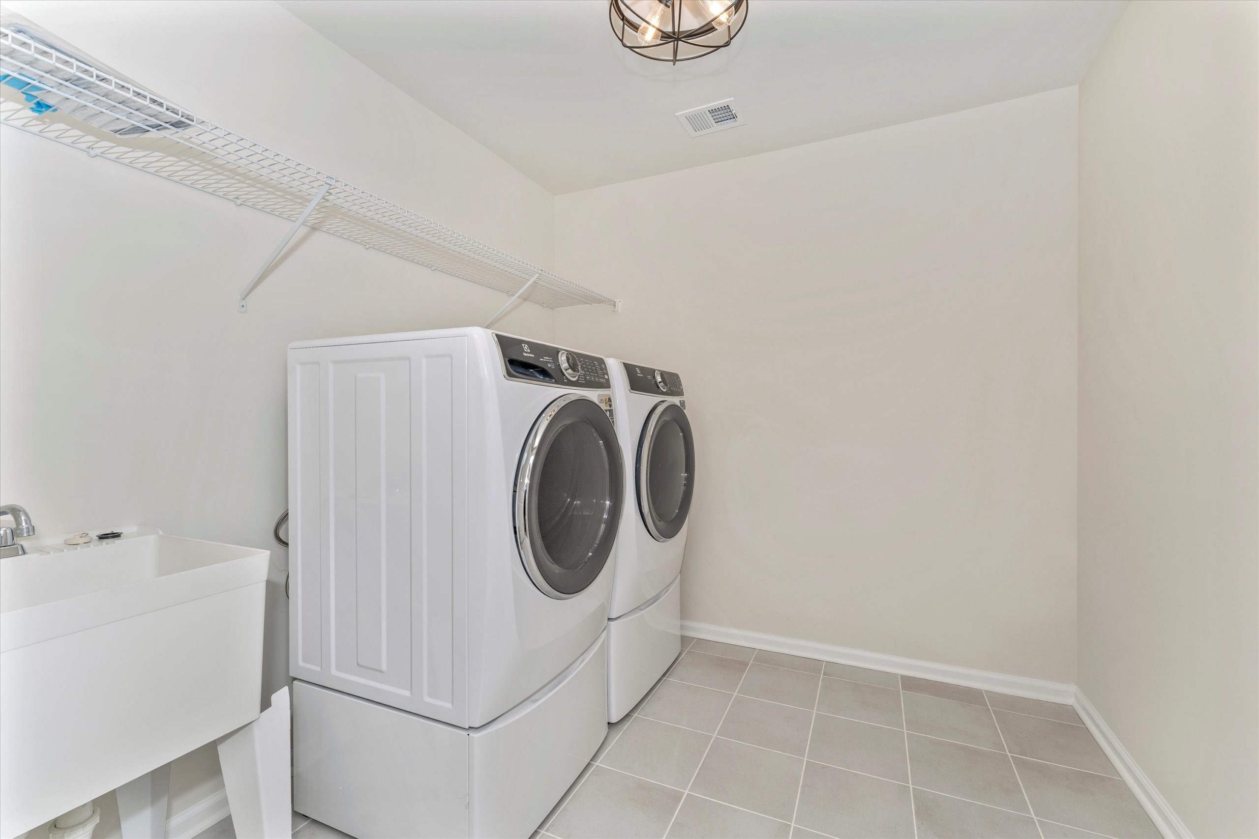 Radford IV Laundry New Home by Ryan Legacy Builders, Frederick & Myersville MD